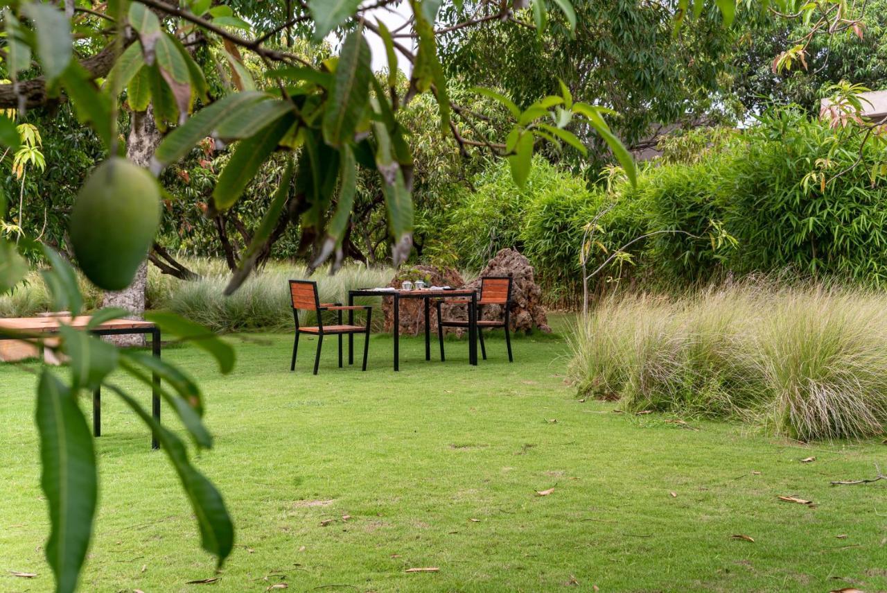 Hotel Woods At Sasan Sasan Gir Exterior foto